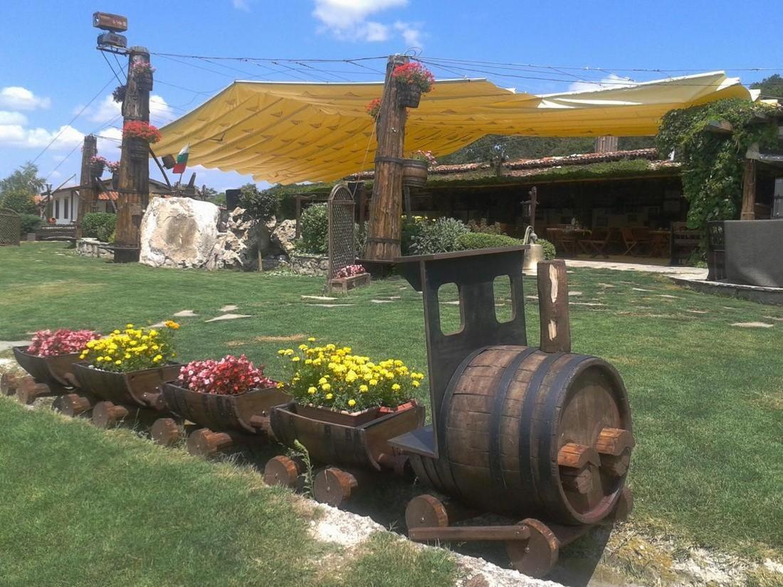 Complex Barite Ξενοδοχείο Chernevo Εξωτερικό φωτογραφία